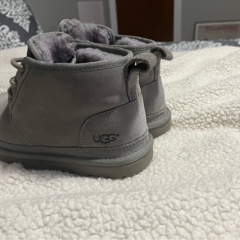 UGG Neumel